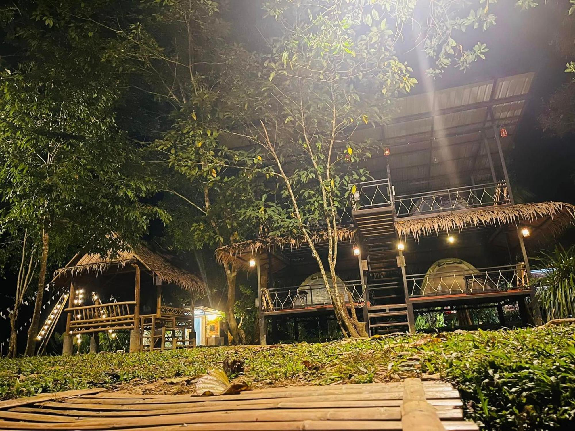 Khaosok Monkeys & River Camps Khao Sok National Park Exterior photo